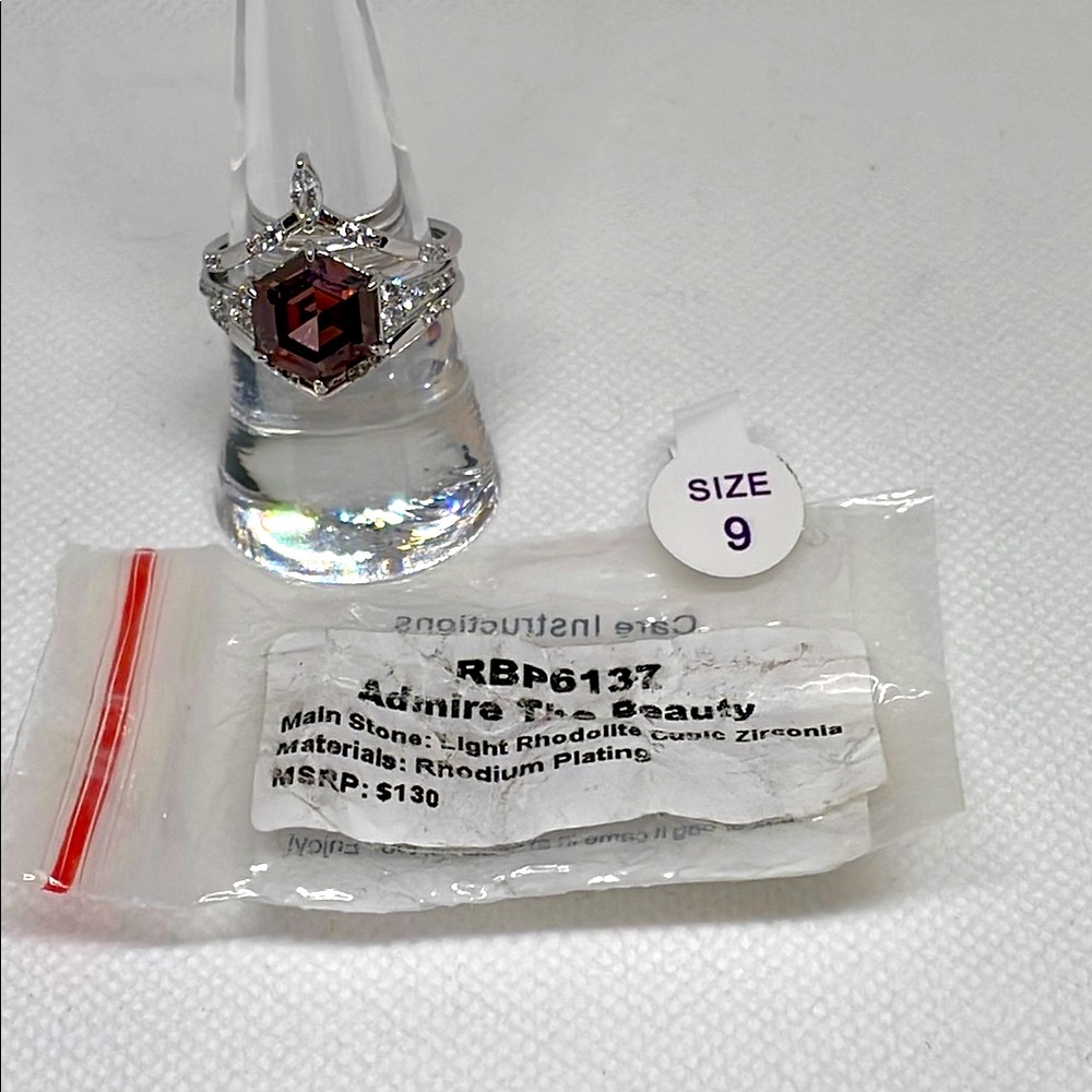 Bomb Party Admire The Beauty RBP6137